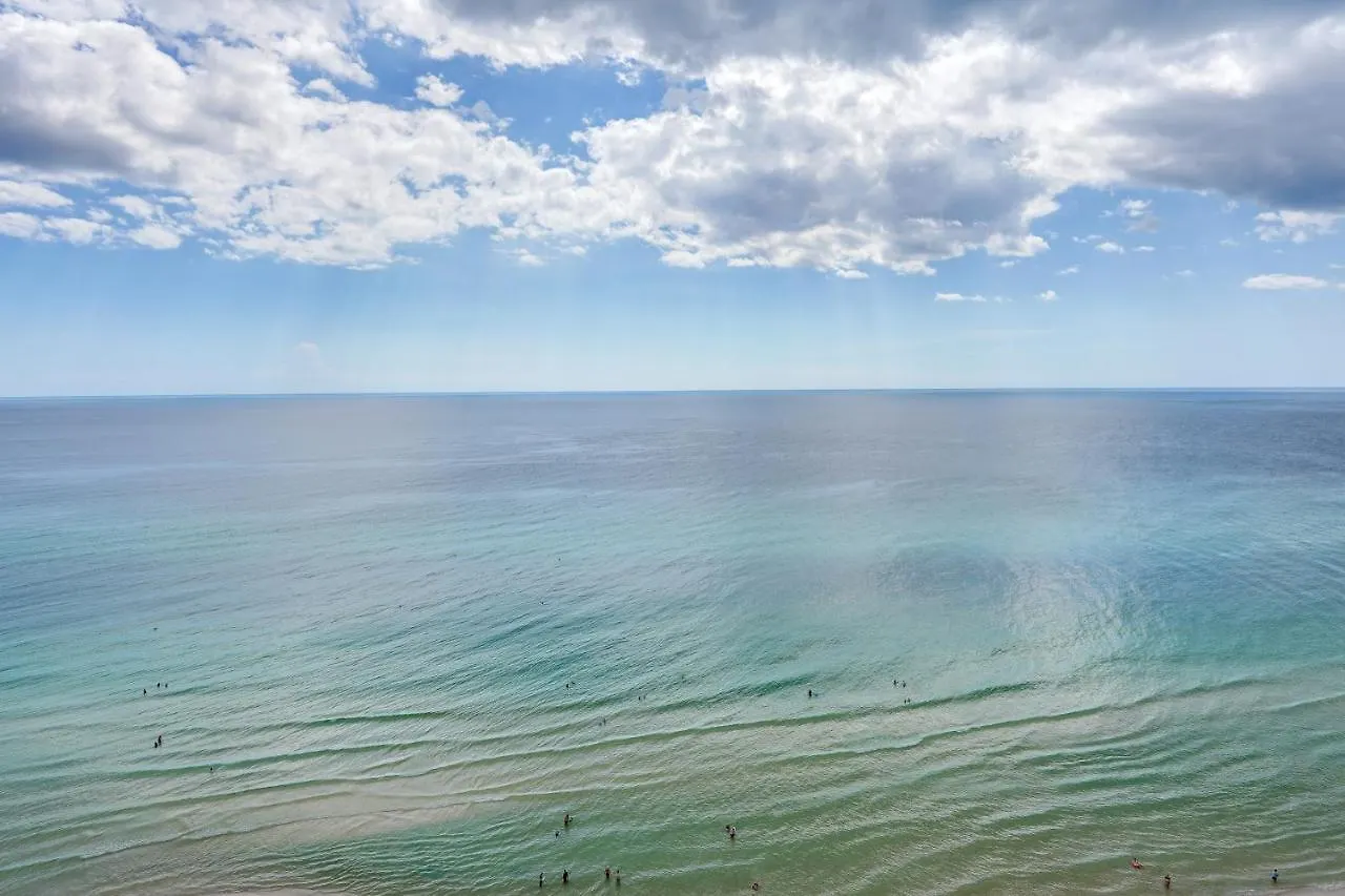 Апартаменты Oceanfront Pcb Condo With Balcony And Beach Access! Панама-Сити